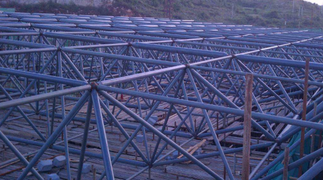 丹江口概述网架加工中对钢材的质量的过细恳求